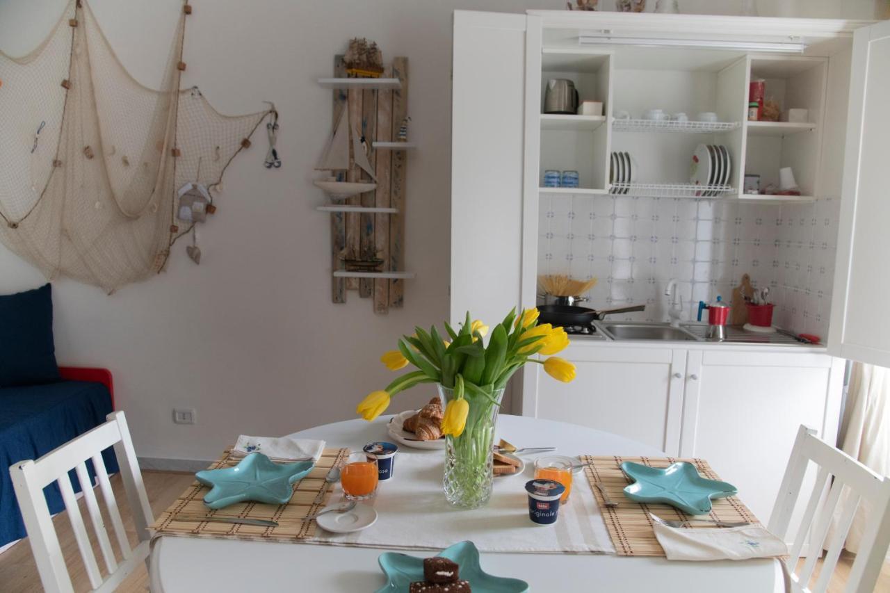 Bed and Breakfast Casa Laura Terracina Exterior foto